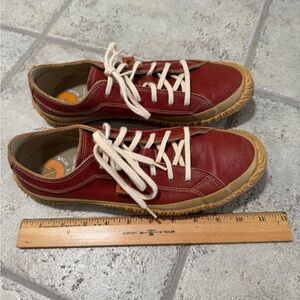 SpringleMove Japanese leather sneakers. No size but estimate 9-9 1/2 US mens.